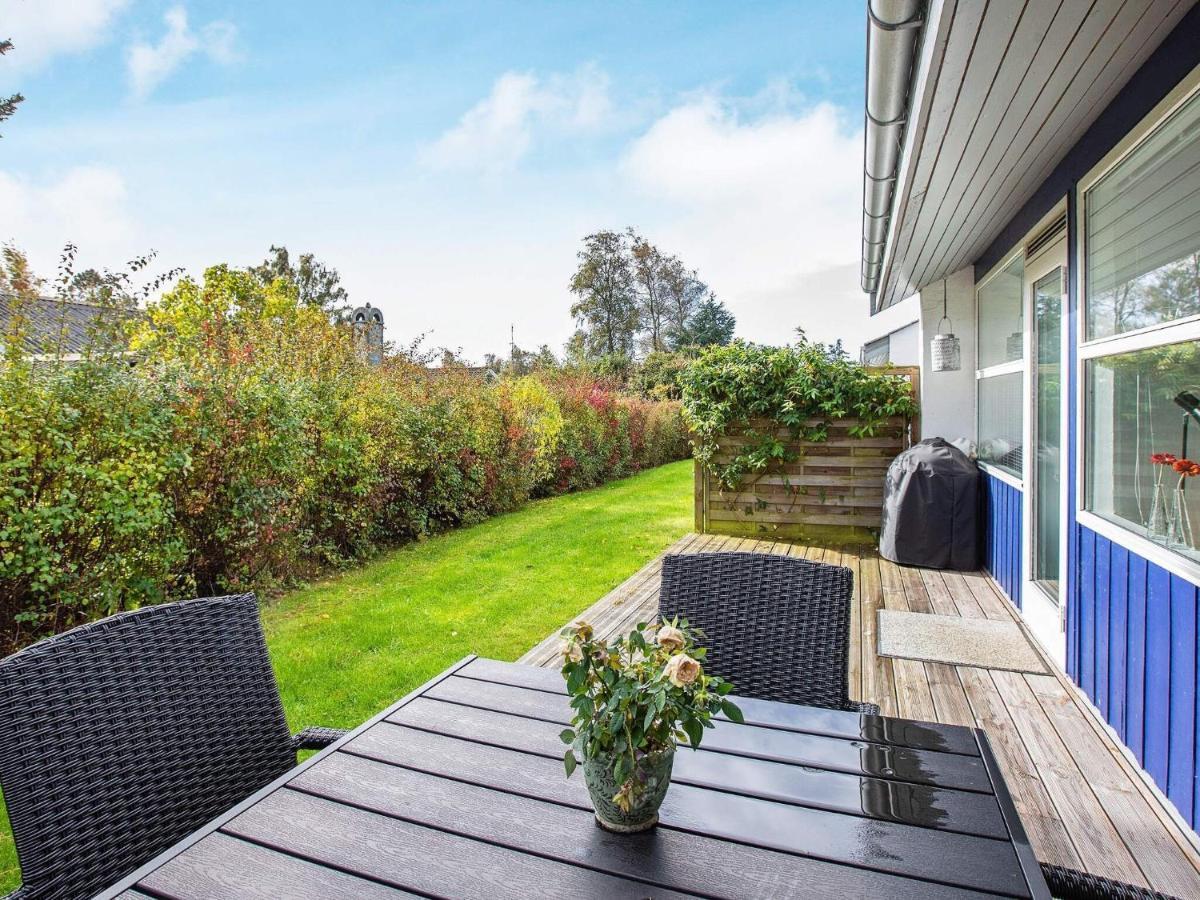 6 Person Holiday Home In V Ggerl Se Bøtø By エクステリア 写真